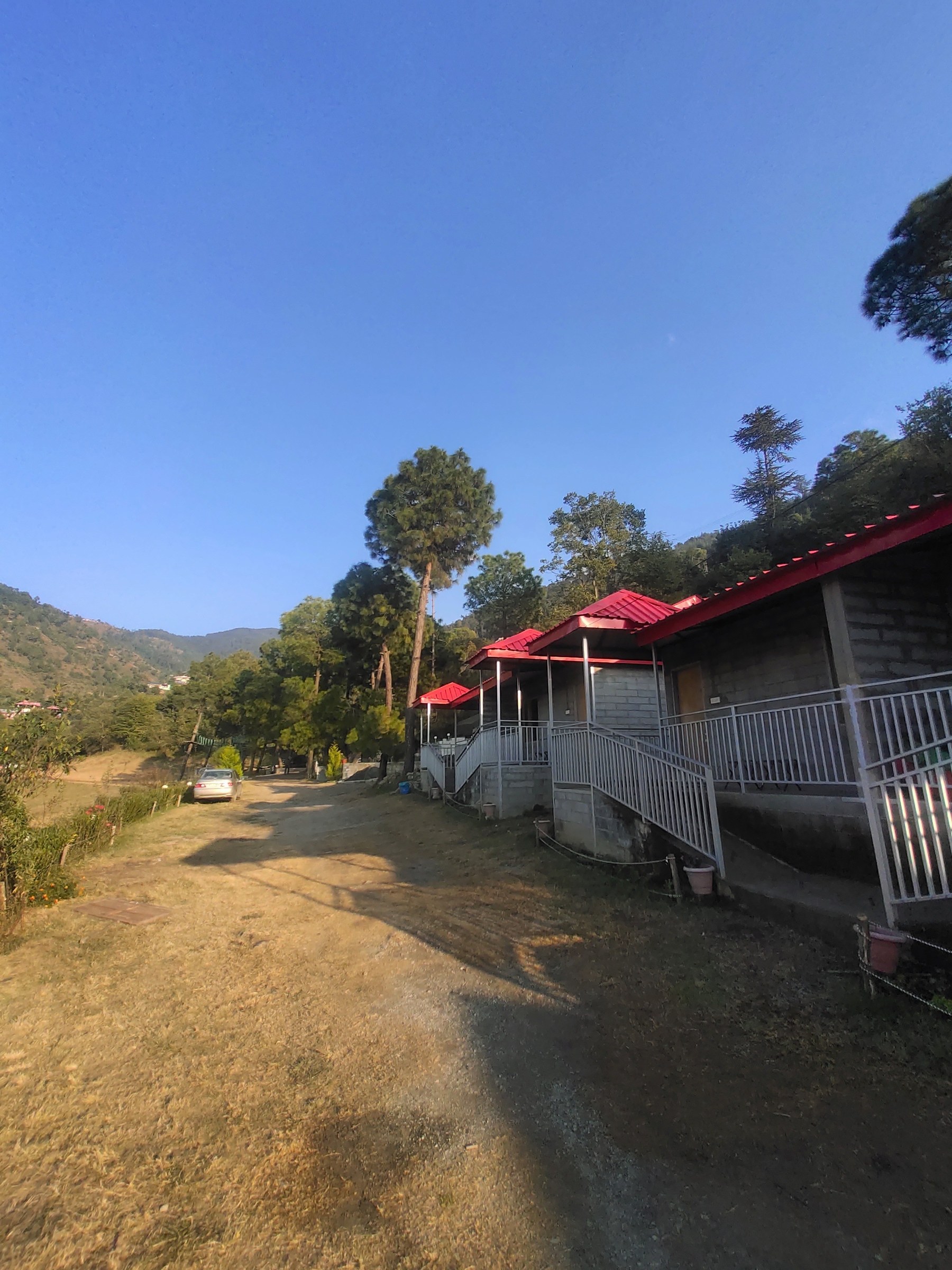 Luxury cottage accommodation at The Glide Inn Shimla